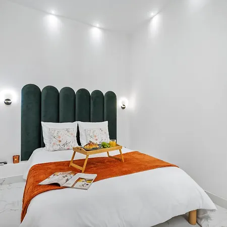 2 - Hyper Centre - Air-conditioned - Terrace - Quiet - Tramway - Equipped Kitchen - Wifi Lejlighed *