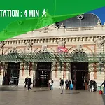 Appartement 2 - Hyper Centre - Air-conditioned - Terrace - Quiet - Tramway - Equipped Kitchen - Wifi *