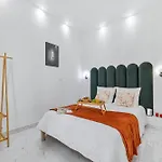 Appartement 2 - Hyper Centre - Air-conditioned - Terrace - Quiet - Tramway - Equipped Kitchen - Wifi Nice