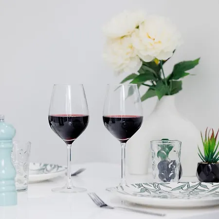 Appartement 2 - Hyper Centre - Air-conditioned - Terrace - Quiet - Tramway - Equipped Kitchen - Wifi *