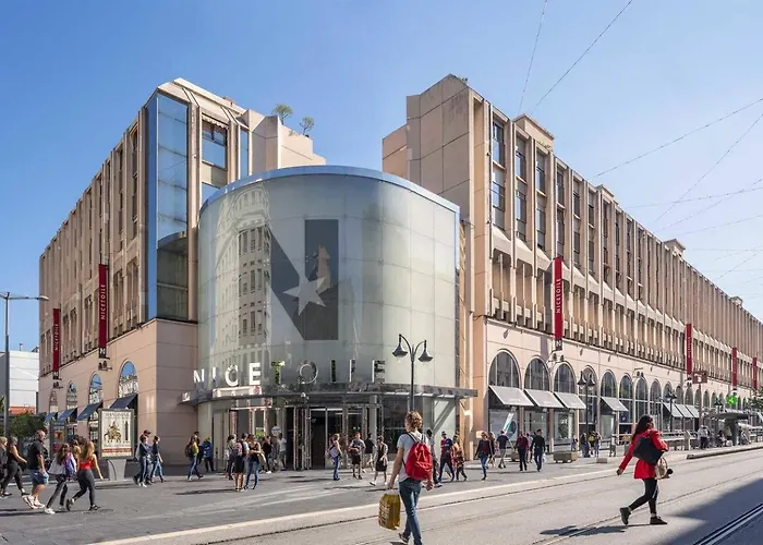 2 - Hyper Centre - Air-conditioned - Terrace - Quiet - Tramway - Equipped Kitchen - Wifi Appartamento