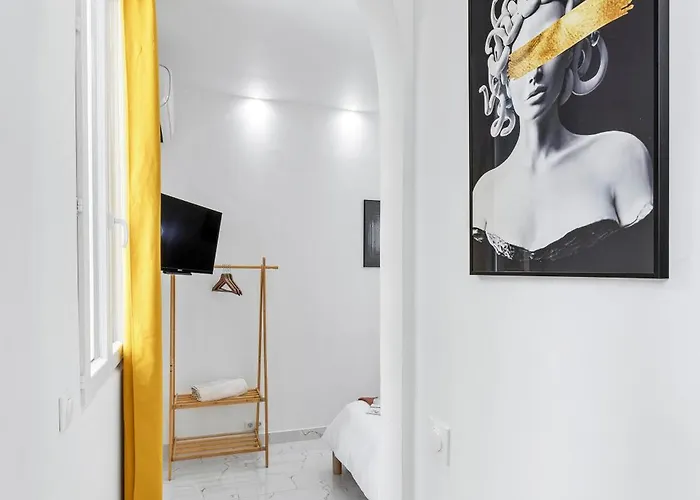 2 - Hyper Centre - Air-conditioned - Terrace - Quiet - Tramway - Equipped Kitchen - Wifi * Nizza